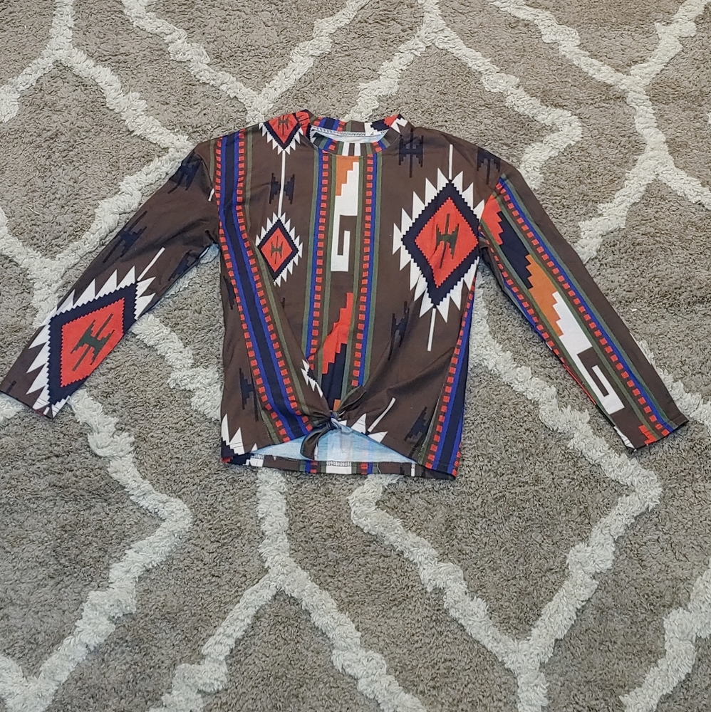 Aztec Shirt - Picture 3 of 3